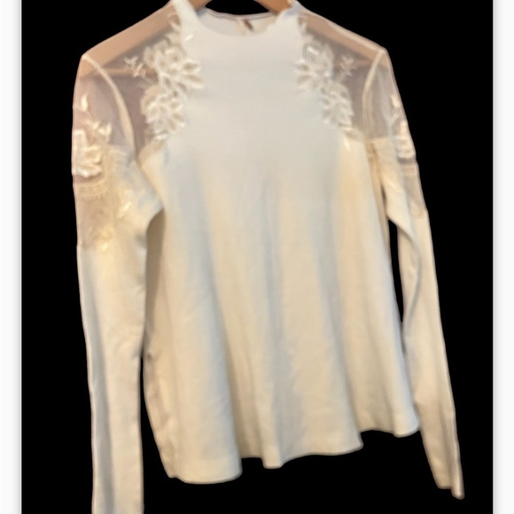 Free People Daniella Lace Shoulder Top Ivory Sz XXS Long Sleeve - Picture 5 of 11